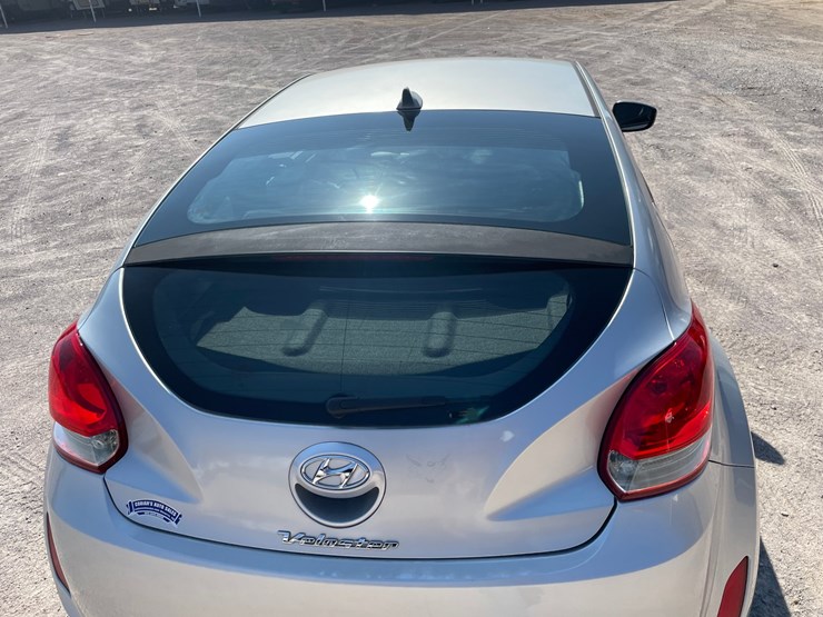 #154-•-2013-hyundai-veloster-(nm-title-in-delay)-image-23