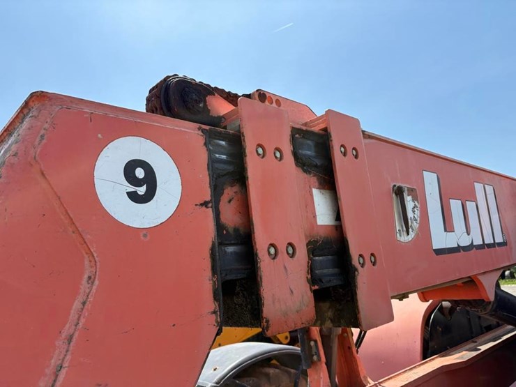 2006-lull-944e-42-image-21