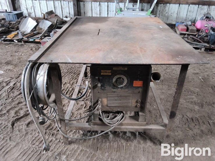 weld-table-w/-miller-welder-image-4