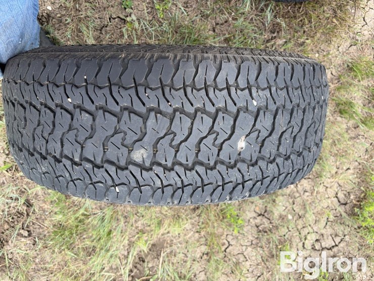 265/70r16-tires-w/dodge-rims-image-16
