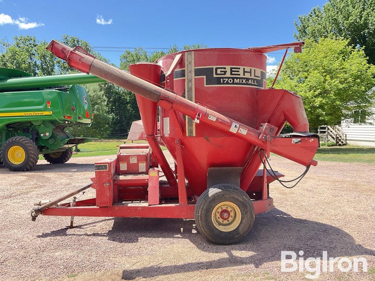 gehl-mx170-image-8