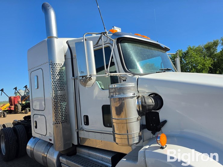 2018-kenworth-t800-image-20