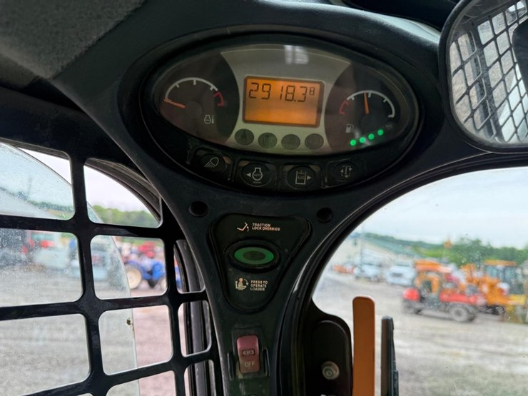 2018-bobcat-s770-image-25