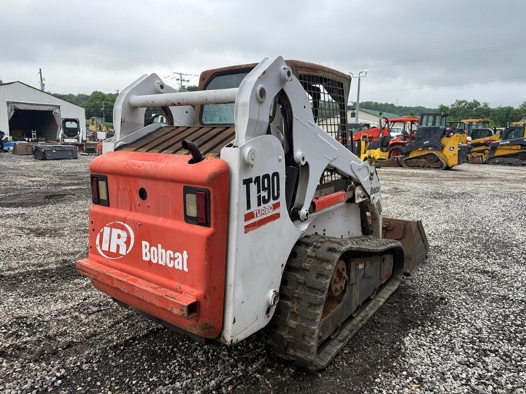 bobcat-t190-image-4