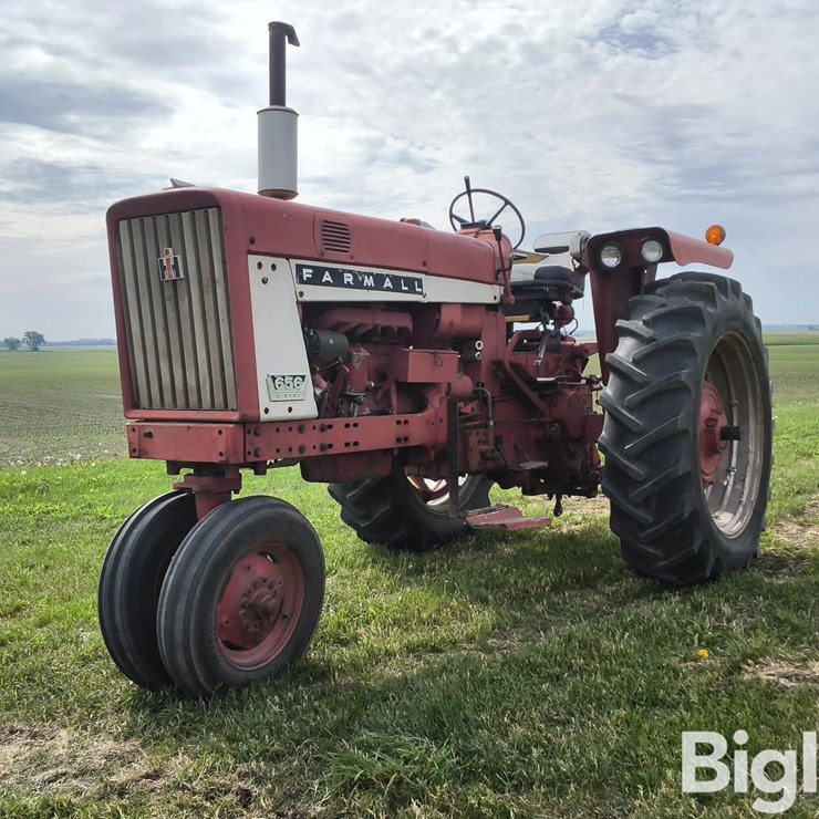 1966 INTERNATIONAL 656