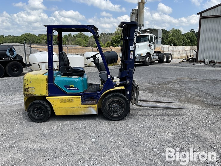 komatsu-fg25t-12-image-4