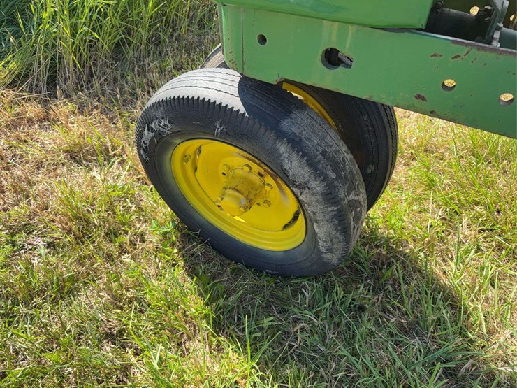 john-deere-model-b-image-12