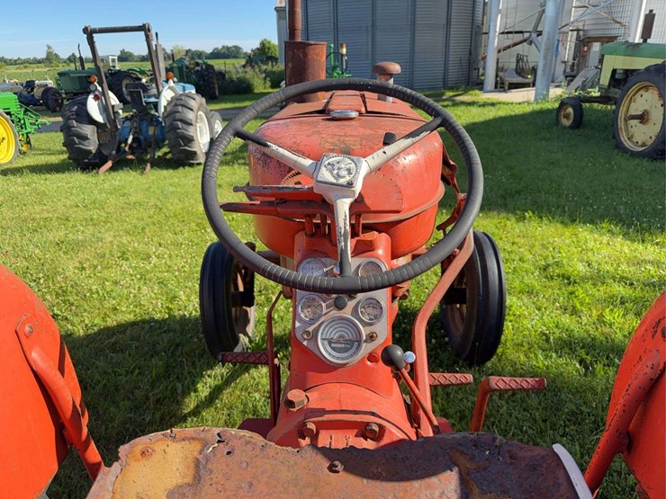 allis-chalmers-d15-series-ii-image-11