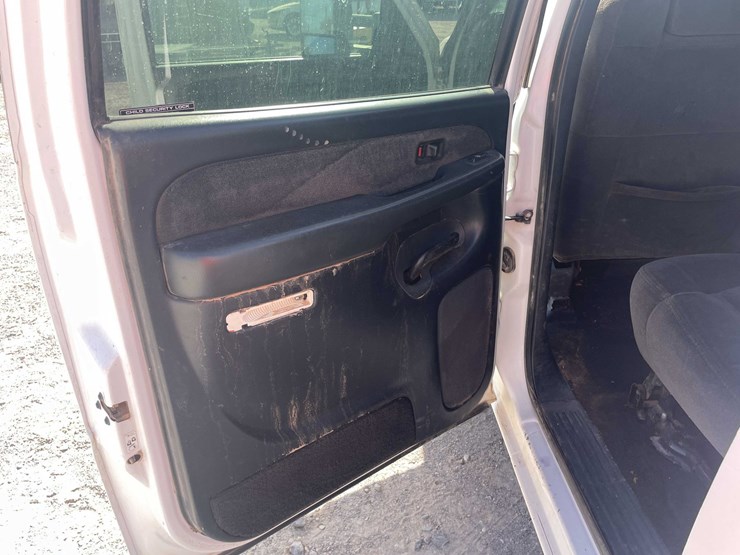 2002-chevrolet-2500hd-image-50
