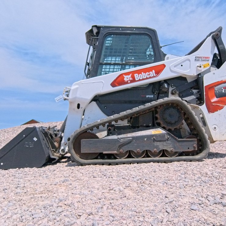 2021 BOBCAT T64