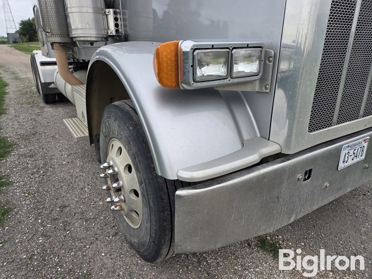 2008-peterbilt-367-image-20