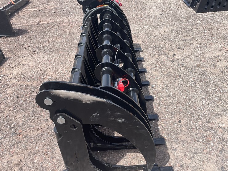#1312-•-skid-steer-grapple-image-4