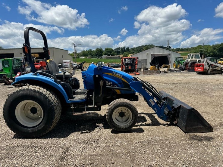 new-holland-boomer-3040-image-7
