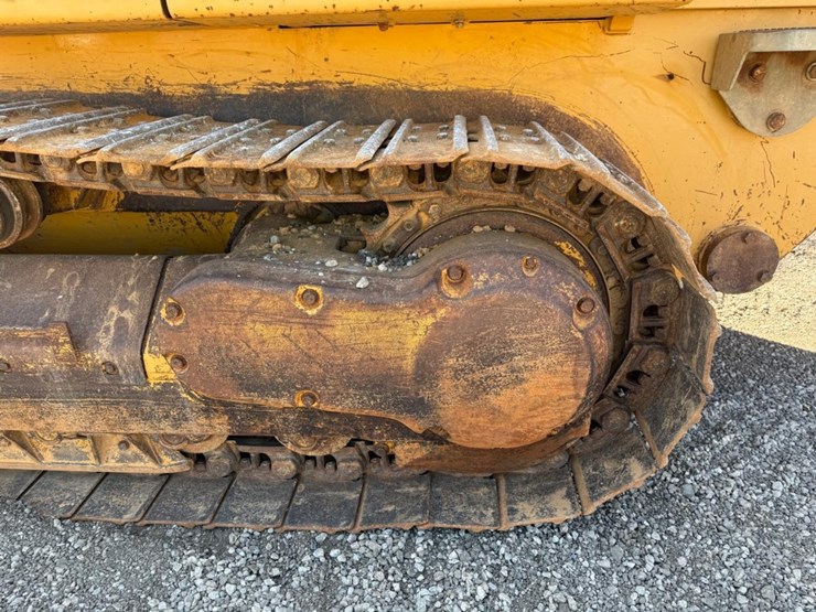 deere-655c-image-21