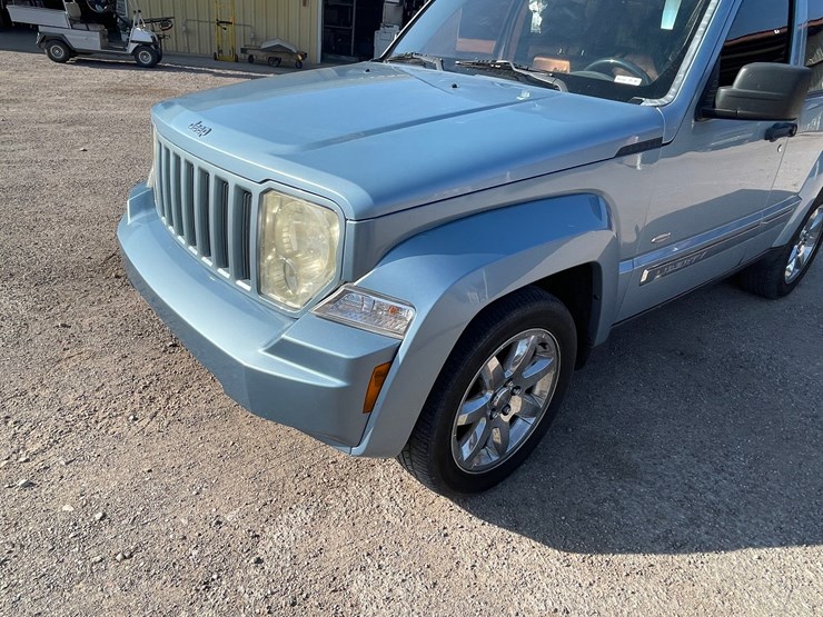 2012-jeep-liberty-image-20