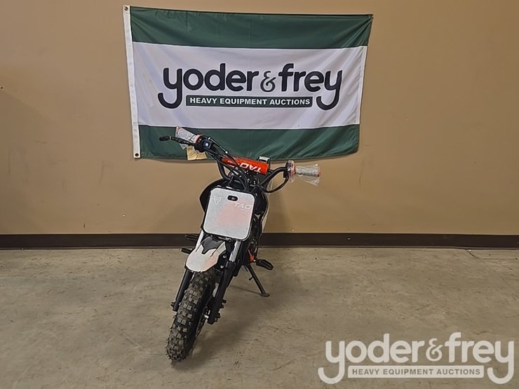 unused-db-10-dirt-bike,-red-image-1