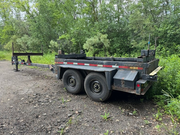 #1866-•-kiefer-industrial-built-tandem-axle-pole-trailer-image-3