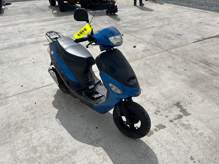 #5103-•-2021-50cc-moped-image-5