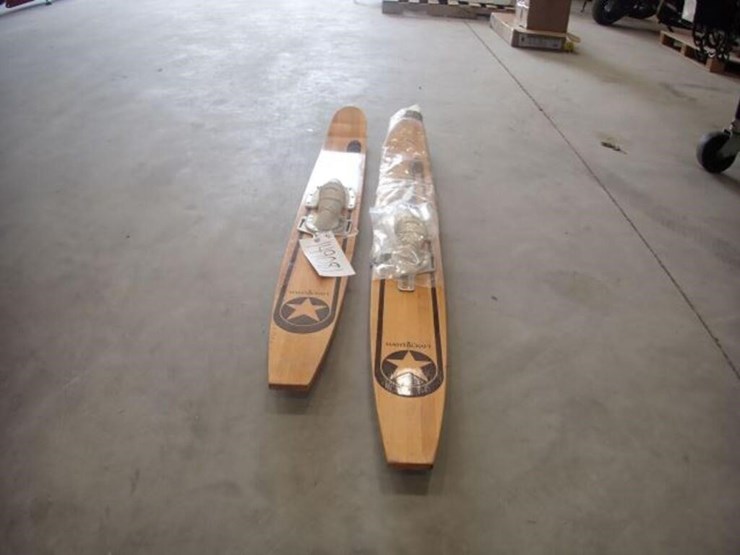 starfire-water-skis-image-6