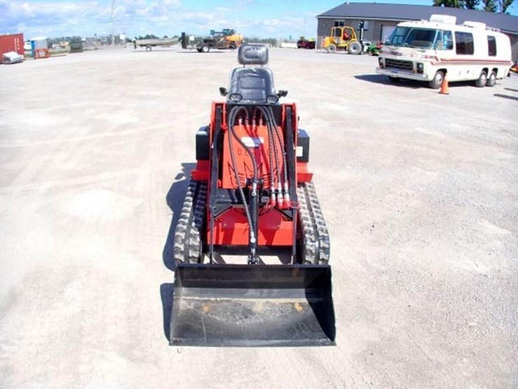 unused-2026-sdlanch-ssl580-skid-steer-image-2
