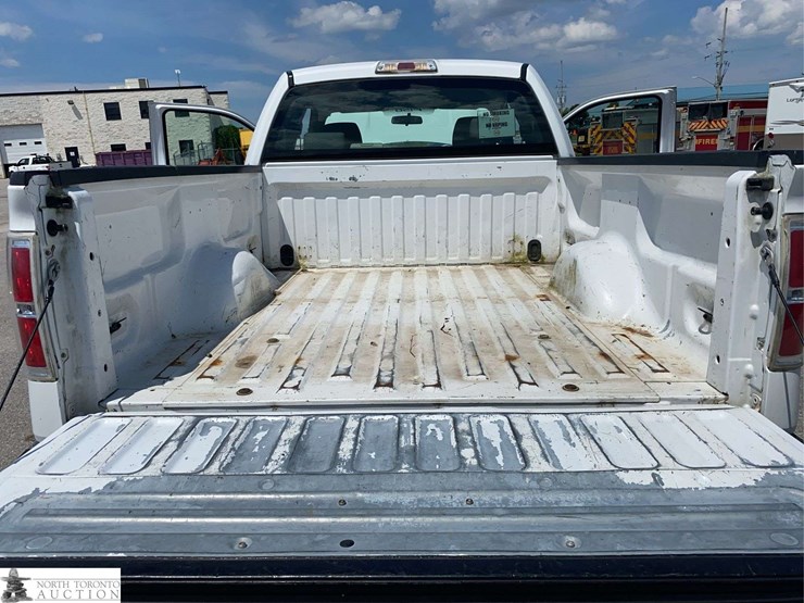 2009-ford-f150-image-16