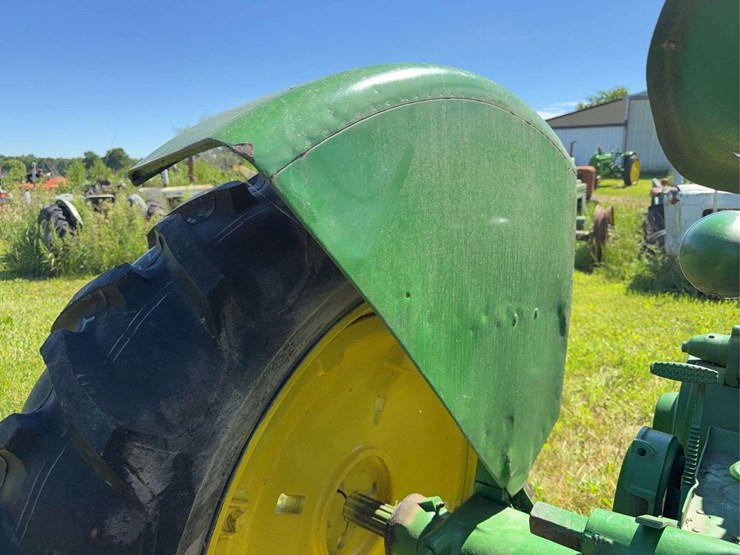 john-deere-model-b-image-5