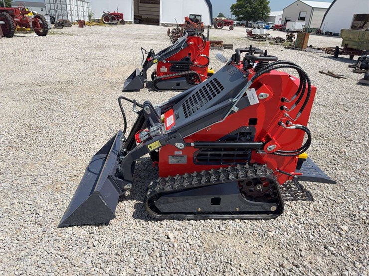2026-zjg-zj-380-tracked-mini-skid-steer-loader-image-3
