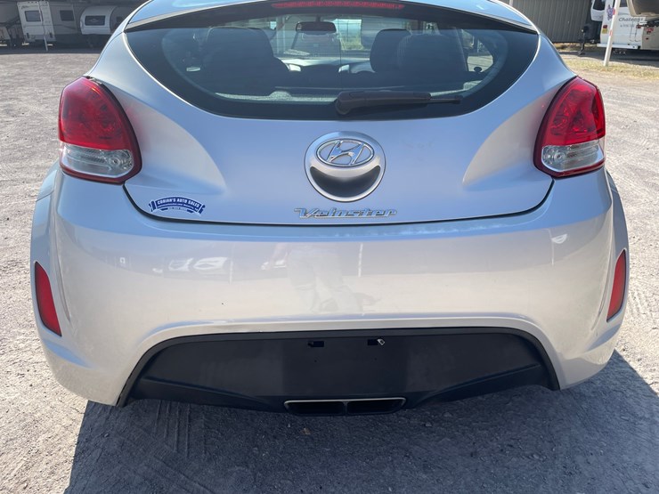 #154-•-2013-hyundai-veloster-(nm-title-in-delay)-image-24