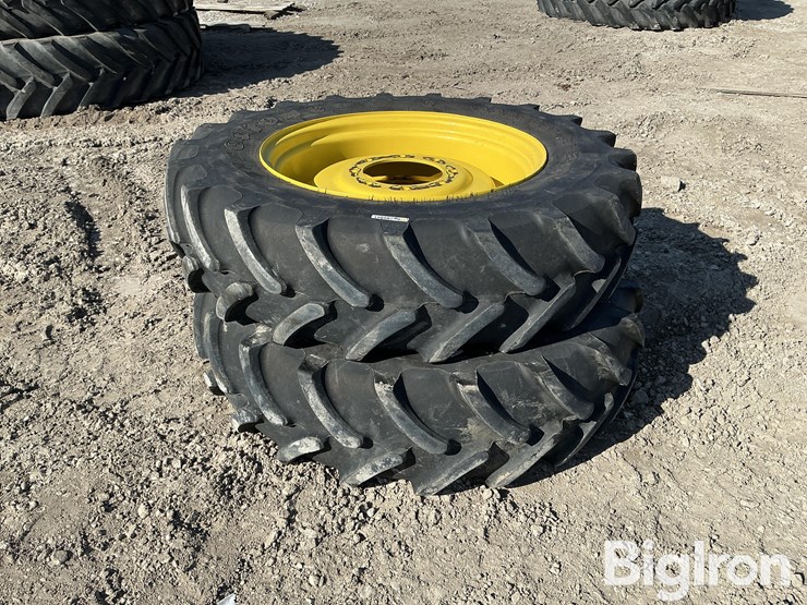 deere-tires-image-1