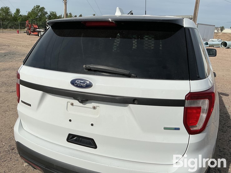 2016-ford-explorer-police-interceptor-image-15