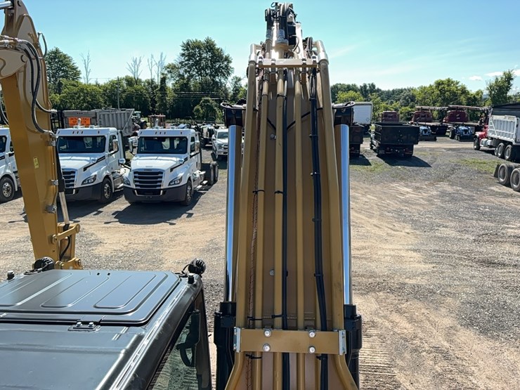 caterpillar-320gc-image-15