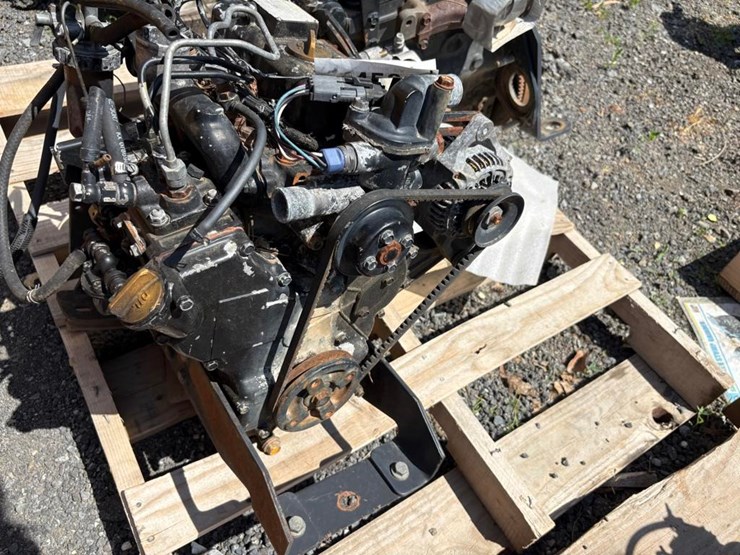 yanmar-1ydxl-3-cylinder-diesel-engine-image-4