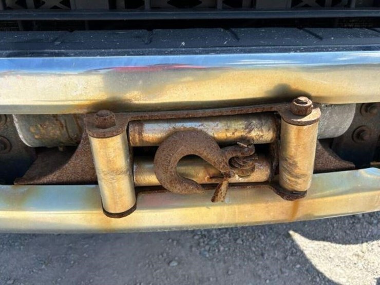2016-ford-f550-xl-image-57