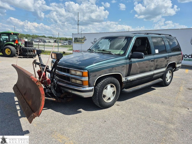 1997-chevrolet-tahoe-image-1
