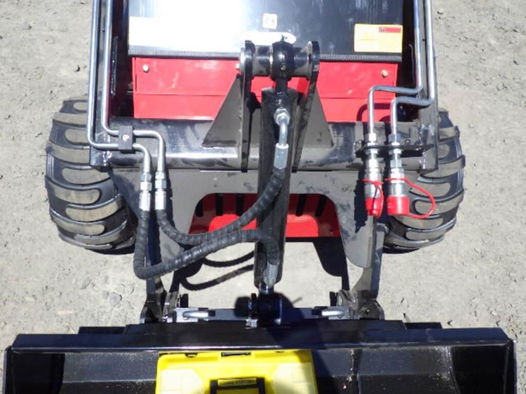 2026-sdlool-323tz-skid-steer-loader-image-6