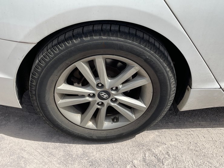 #160-•-2015-hyundai-sonata-(clean-tx-title)-image-86