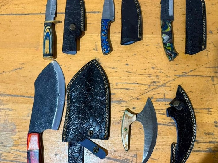 qty-(5)-handmade-hunting,-cleaver,-utility-&-ulu-knives-w/-leather-sheaths-assorted-fixed-blade-se-image-1