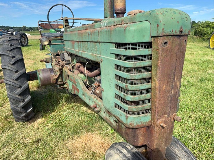 john-deere-model-b-image-12