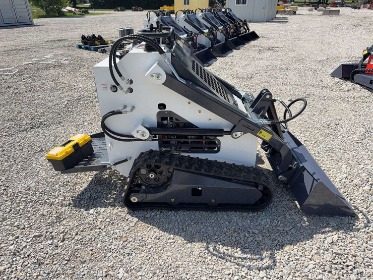2026-zjg-zj-380-tracked-mini-skid-steer-loader-image-7