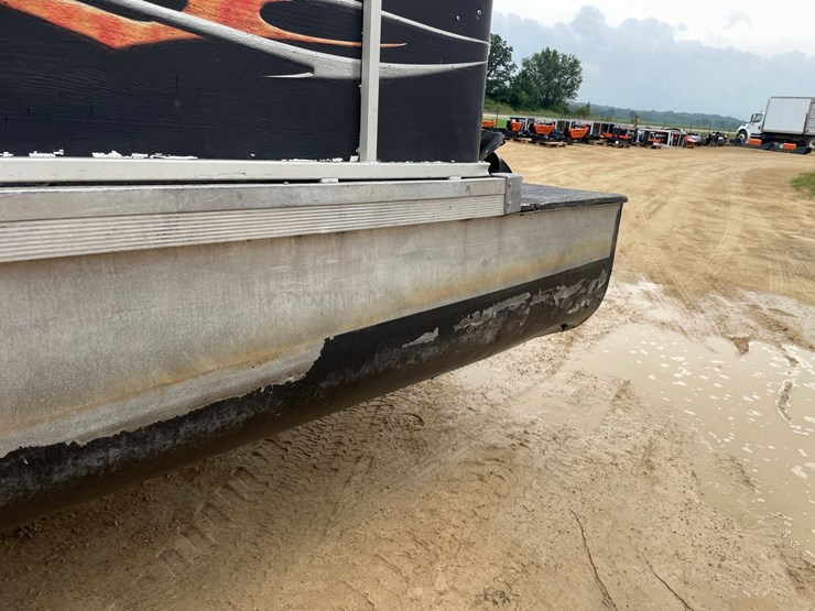 #1192-•-22'-sylvan-westwind-pontoon-(has-wi-title)-image-16
