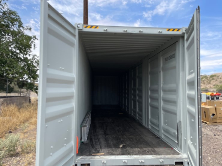 #103-•-40'-high-cube-container-image-10