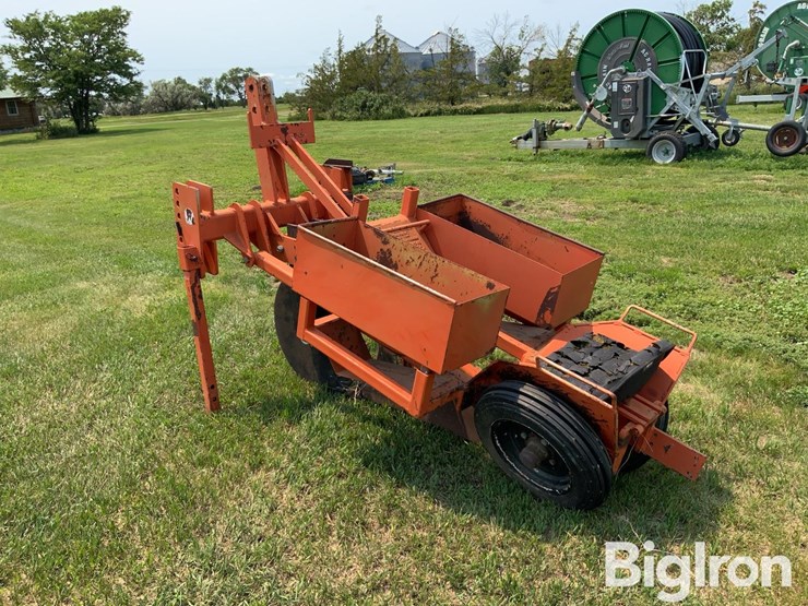 whitfield-forestry-88e-one-row-tree-planter-image-7