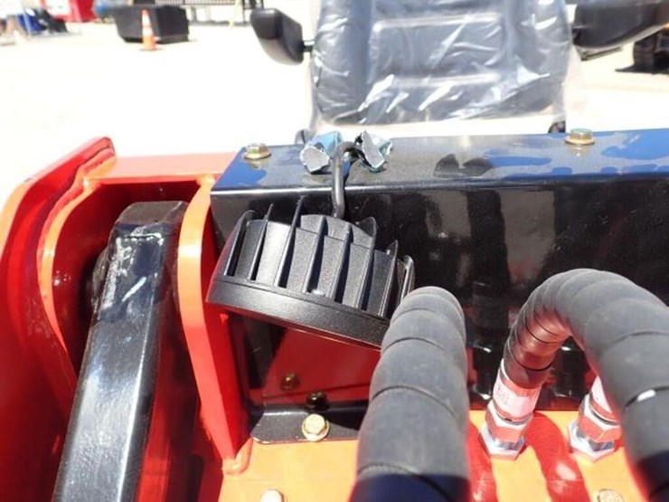 unused-2026-sdlanch-ssl580-skid-steer-image-23