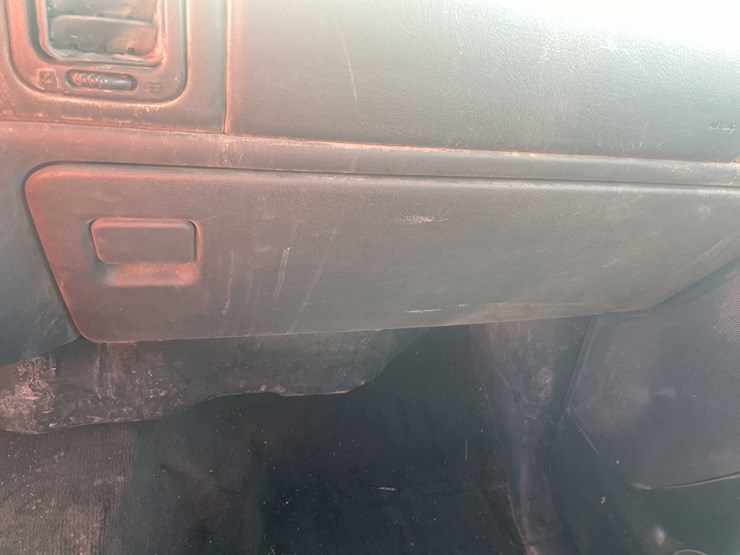2002-chevrolet-2500hd-image-47