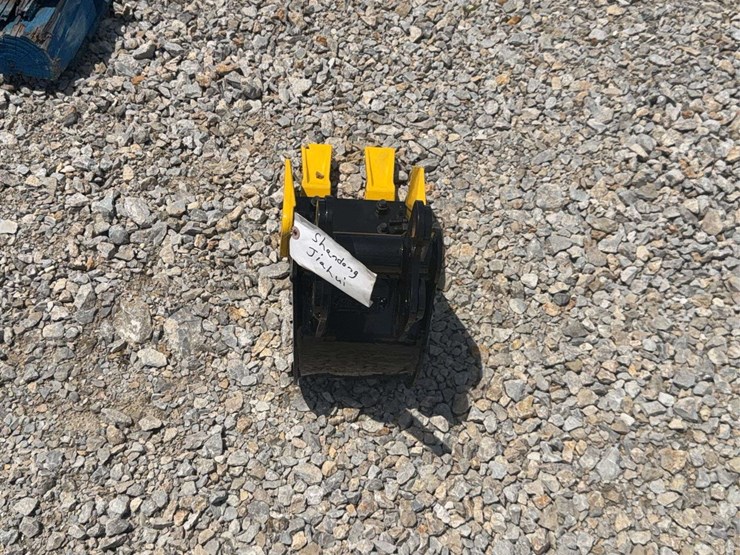 7”-mini-excavator-bucket-image-3