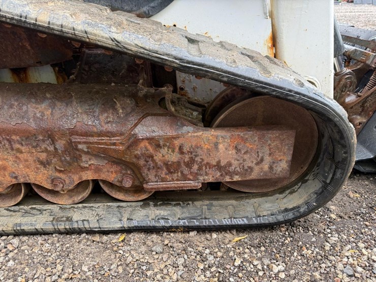 2021-bobcat-t66-image-14