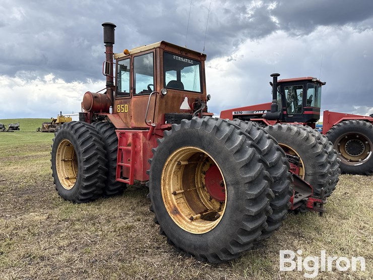 1975-versatile-850-image-7