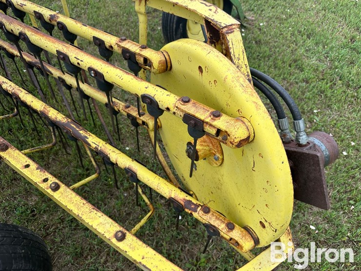 john-deere-660-image-18