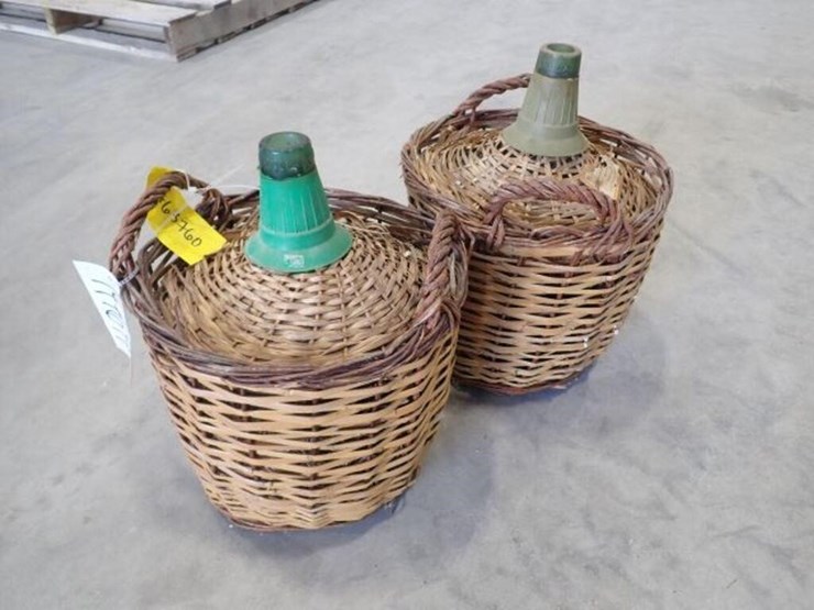 qty-of-(2)-28-pint-wine-barrels-image-1