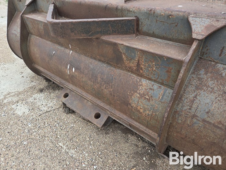 wheel-loader-bucket-image-10